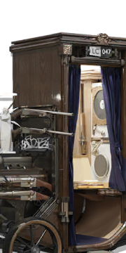 文件:半身像 CONFESS-47 1.png